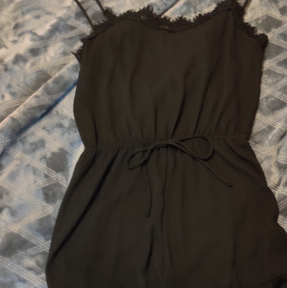 Black Windsor romper